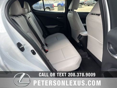 New 2026 Lexus UX 300h AWD image 18