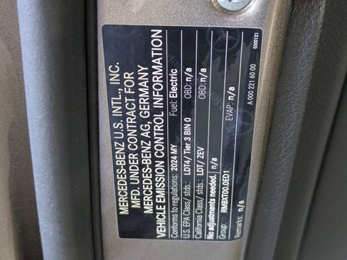 Used 2024 Mercedes-Benz EQS 450+ SUV image 25