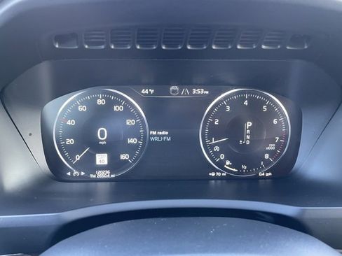 Used 2016 Volvo XC90 T6 Momentum w/ Momentum Plus Package image 17