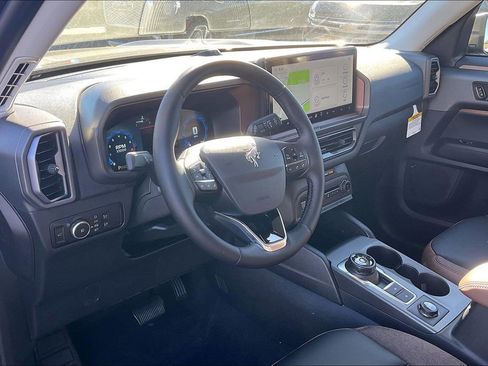 New 2025 Ford Bronco Sport Outer Banks w/ Outer Banks Tech Package+ image 6