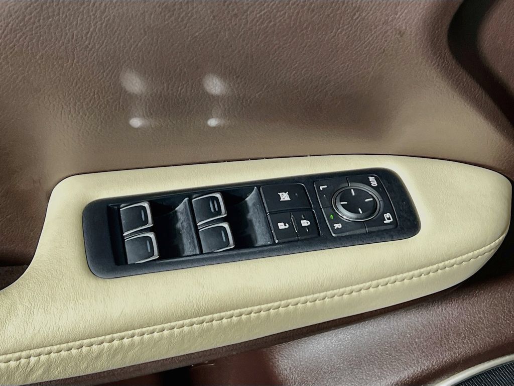 Used 2016 Lexus RX 350 AWD w/ Premium Package image 16