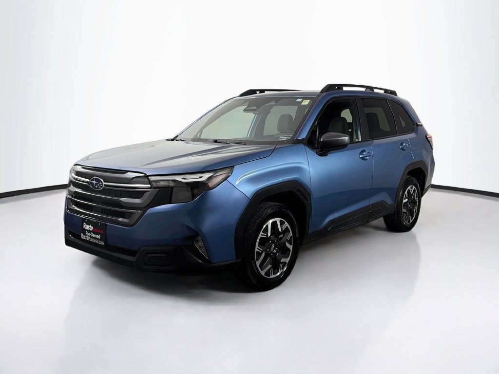 Used 2025 Subaru Forester Premium AWD/4WD image 3