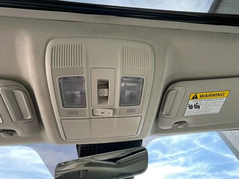 Used 2018 MAZDA MAZDA3 Grand Touring image 37