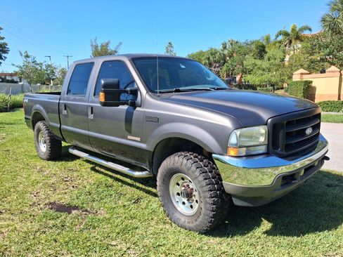 Used 2004 Ford F250 XL AWD/4WD image 4