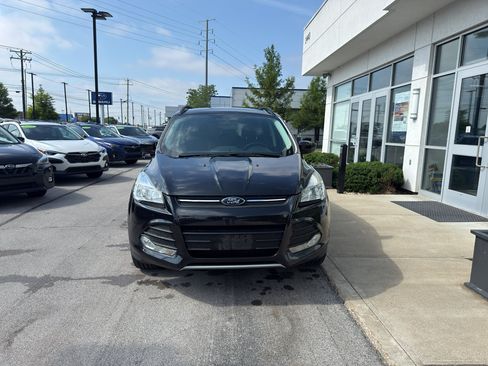 Used 2015 Ford Escape SE w/ Equipment Group 201A FWD image 8