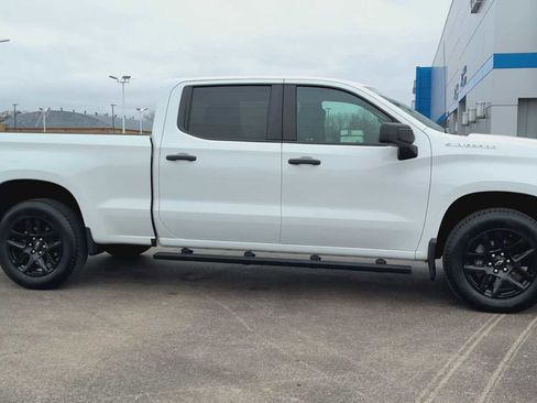 Certified 2023 Chevrolet Silverado 1500 Custom image 9