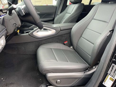 Used 2025 Mercedes-Benz GLE 350 4MATIC image 16