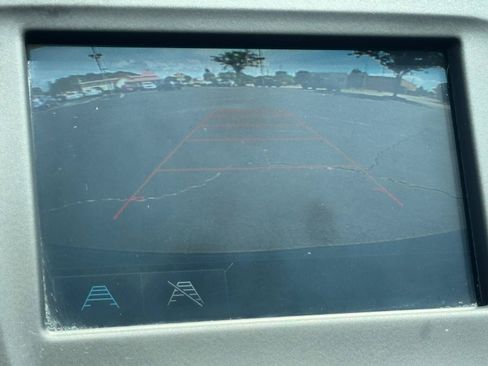 Used 2018 Chevrolet Equinox LT AWD/4WD image 16