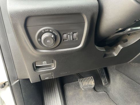 Used 2021 Jeep Grand Cherokee L Limited image 13