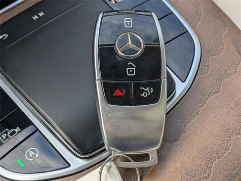 Used 2022 Mercedes-Benz E 350 Sedan image 22