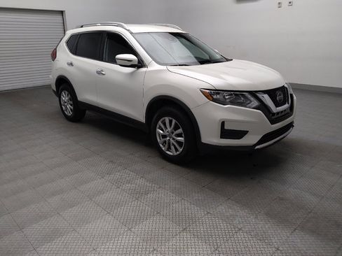 Used 2019 Nissan Rogue SV AWD/4WD image 13