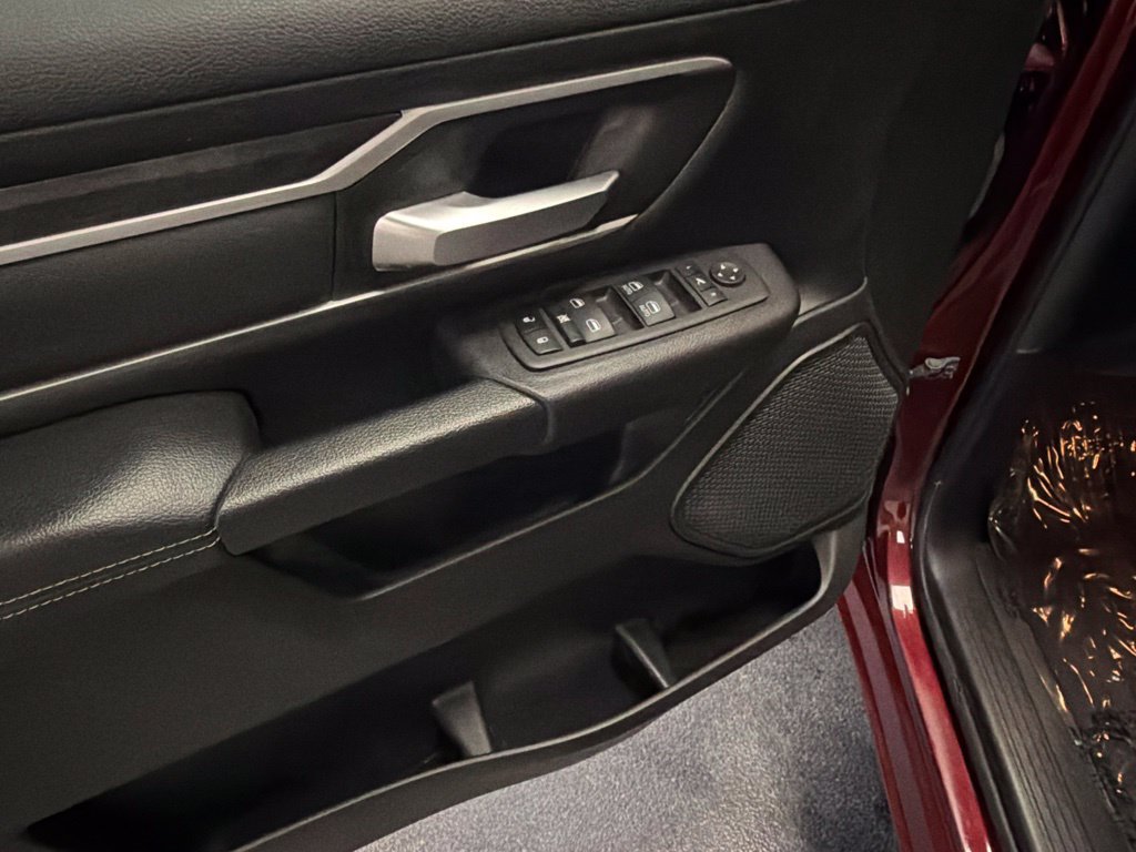 Used 2023 RAM 1500 Big Horn AWD/4WD image 12