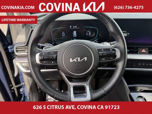 Certified 2025 Kia Sportage EX image 17