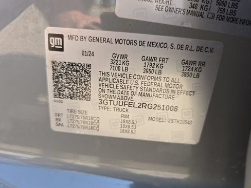 Used 2024 GMC Sierra 1500 AT4X AWD/4WD image 37