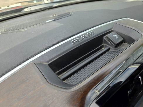 Used 2022 RAM 1500 Laramie image 43