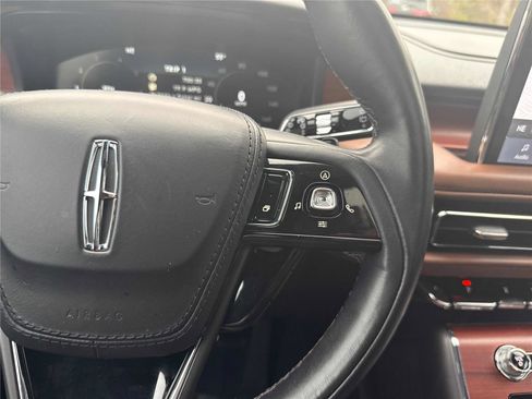 Used 2022 Lincoln Aviator Reserve w/ Equipment Group 201A image 18