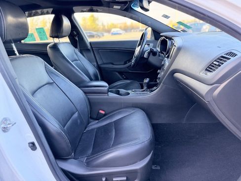 Used 2013 Kia Optima SX w/ Limited Pkg image 7