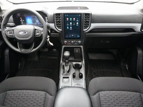 Used 2024 Ford Ranger XL image 9
