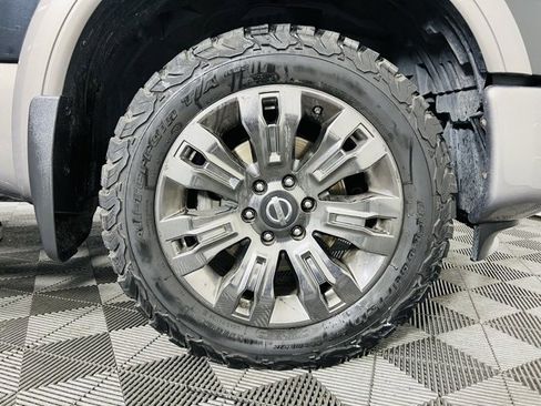 Used 2019 Nissan Titan Platinum Reserve w/ Platinum Utility Package image 7
