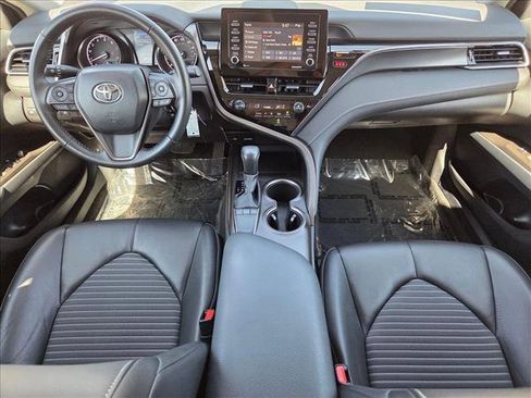 Certified 2023 Toyota Camry SE image 16