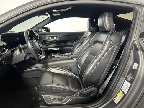 Used 2024 Ford Mustang Premium image 18