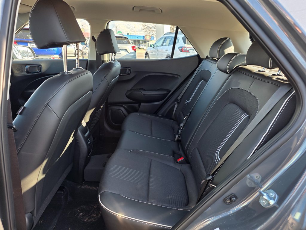 Used 2026 Hyundai Venue SEL FWD image 14