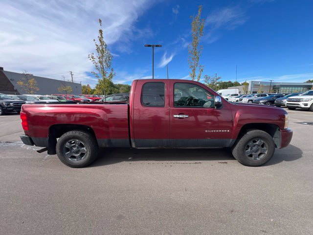 Used 2008 Chevrolet Silverado 1500 LT w/ Power Pack Plus AWD/4WD image 4
