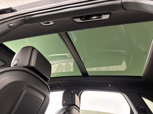 Certified 2026 Porsche Cayenne image 20