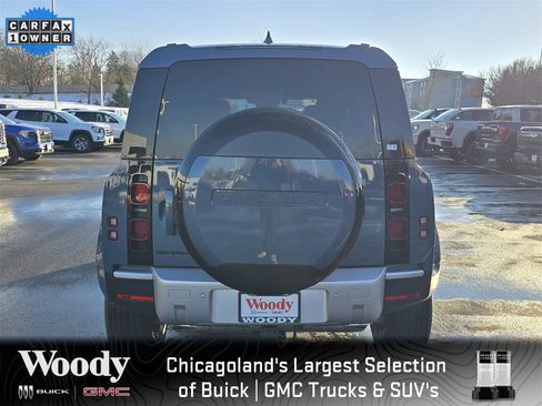 Used 2024 Land Rover Defender 110 S image 7