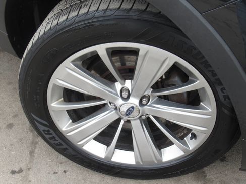 Used 2018 Ford Explorer Limited image 4