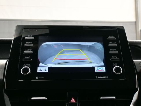 Used 2023 Toyota Camry SE image 18