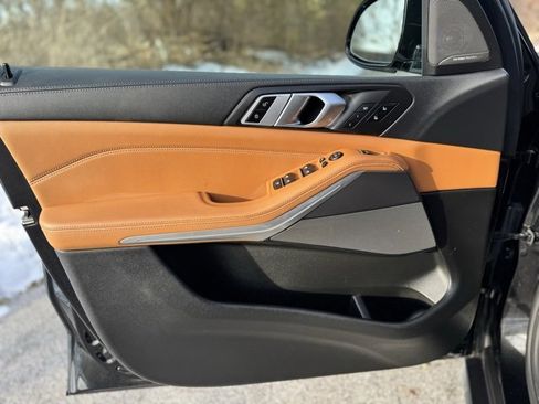 Used 2020 BMW X5 xDrive50i w/ Luxury Seating Package image 8