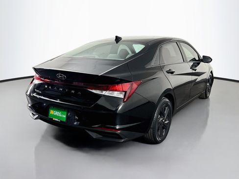 Used 2022 Hyundai Elantra SEL FWD image 10