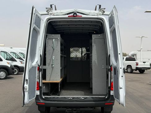 Used 2024 Mercedes-Benz Sprinter 2500 w/ Acoustic Package image 12