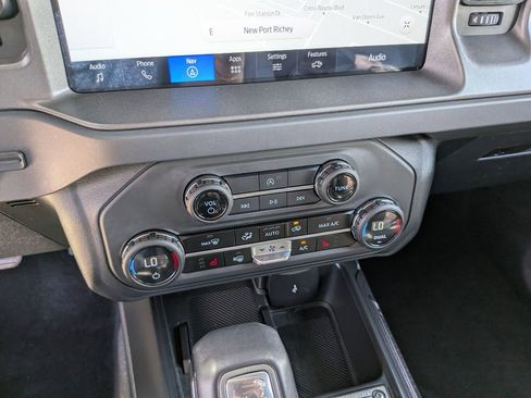 Used 2025 Ford Bronco Big Bend AWD/4WD image 25