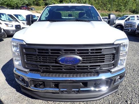 New 2026 Ford F350 XL w/ XL Chrome Package image 9