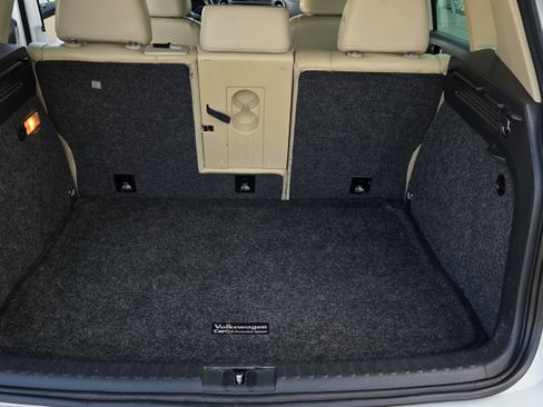 Used 2013 Volkswagen Tiguan SEL FWD image 19