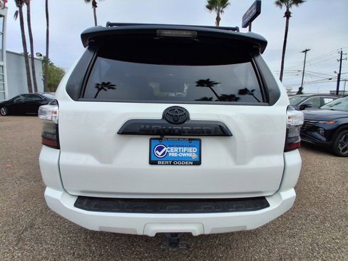 Used 2021 Toyota 4Runner Venture image 5