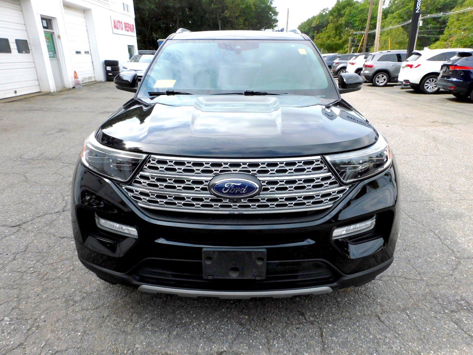 Used 2020 Ford Explorer Limited RWD image 8