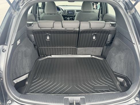 Used 2019 Honda HR-V Sport image 7