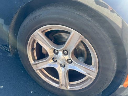 Used 2017 Chevrolet Camaro LT w/ Technology Package image 5