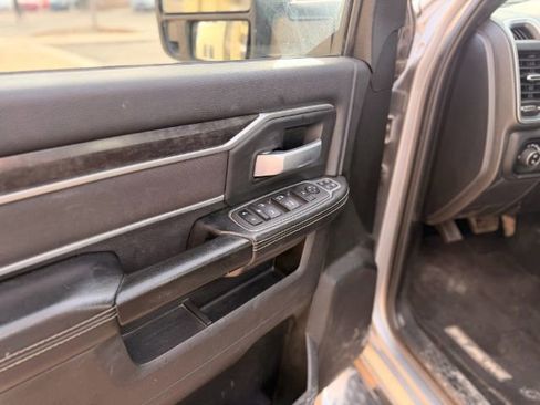 Used 2024 RAM 2500 Big Horn AWD/4WD image 13