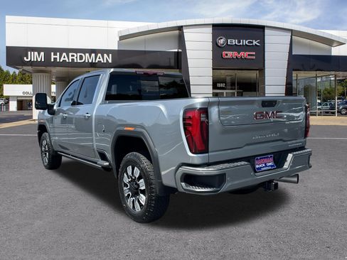 Used 2024 GMC Sierra 2500 Denali w/ Denali Reserve Package AWD/4WD image 5