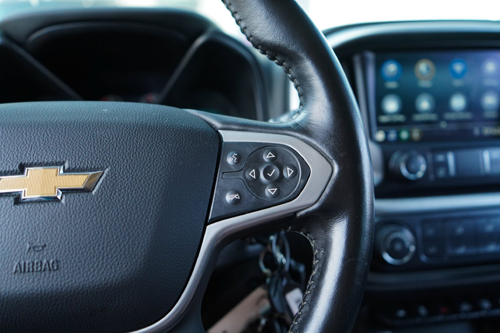 Used 2022 Chevrolet Colorado LT w/ Safety Package RWD image 26