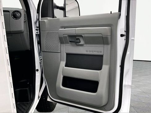 Used 2025 Ford E-350 and Econoline 350 Super Duty w/ Power Equipment Group RWD image 24