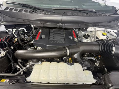 Used 2025 Ford F150 Raptor AWD/4WD image 36
