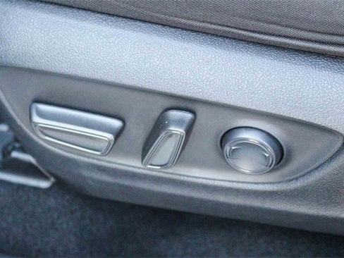 Used 2023 Toyota RAV4 XLE image 24