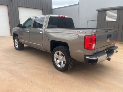 Used 2017 Chevrolet Silverado 1500 LTZ w/ Texas Edition image 7