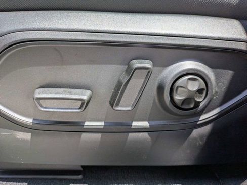 New 2026 Jeep Grand Cherokee L 2WD image 22