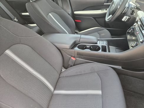 Used 2024 Hyundai Sonata SEL w/ Convenience Package FWD image 19